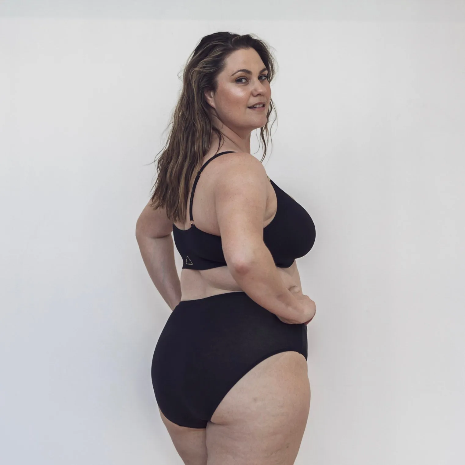 Recycled Wireless Bra DD  - Black