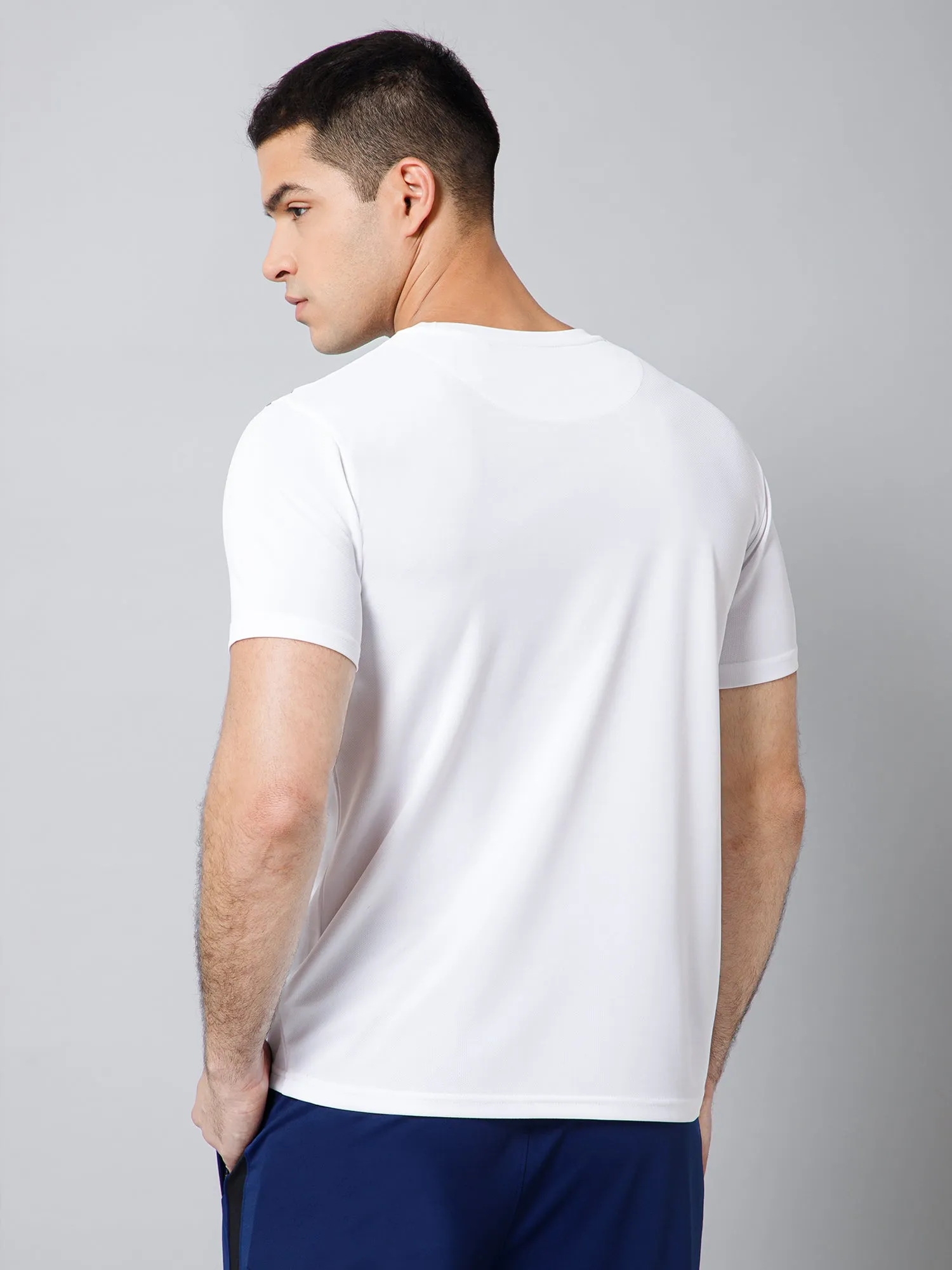 Regular Fit Solid Round Neck Half Sleeve White Active Wear T-Shirt for Men
